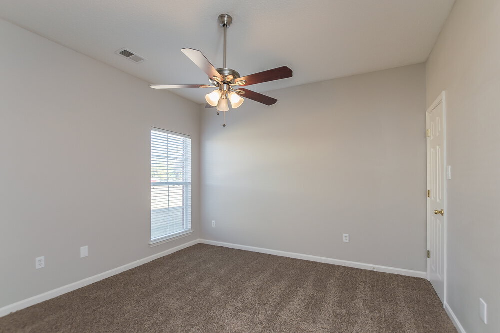 Building Photo - 5607 Antelope Cove
