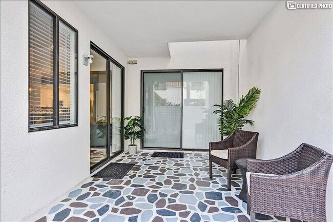 Peaceful patio - 701 Kettner Blvd