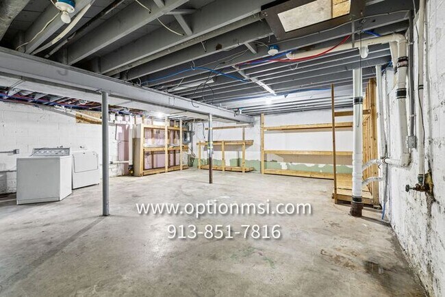 Building Photo - Cimarron Beauty- TRUE 4 bedroom, 2 bath, 1 car garage