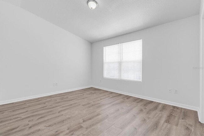Building Photo - 4057 71st Terrace N