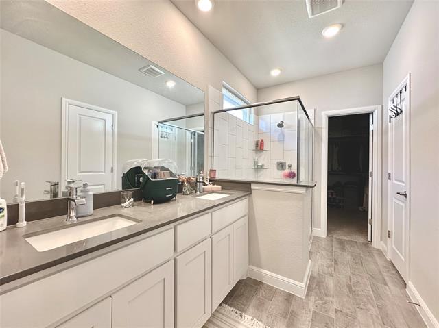 Building Photo - 149 Attwater Rd