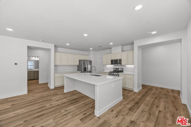 Building Photo - 15769 Agave Ave