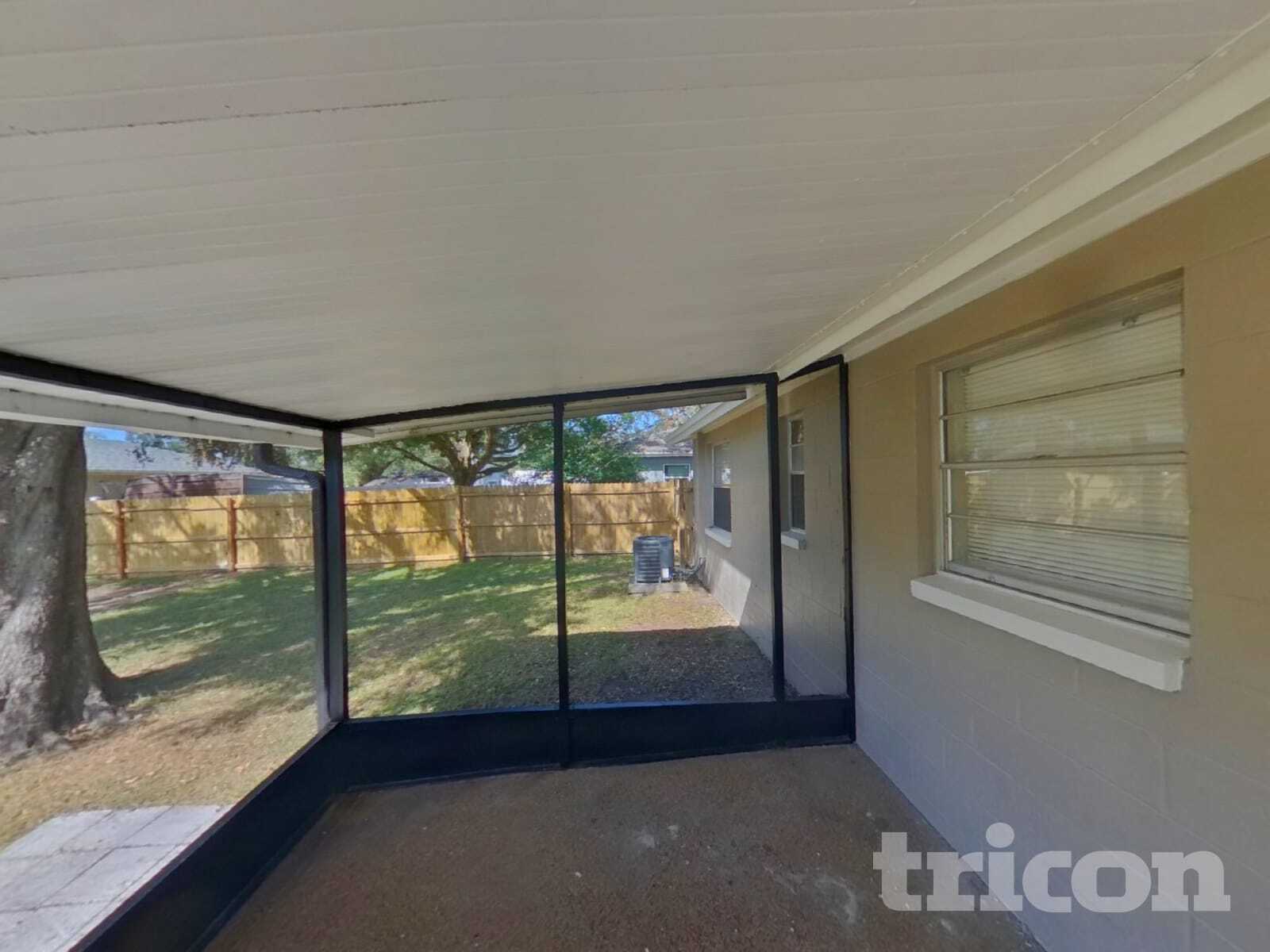 Building Photo - 804 Briarcliff Dr