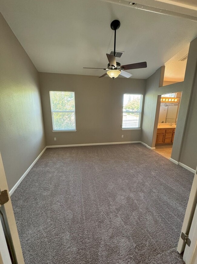 Building Photo - 4904 Brittany Ct
