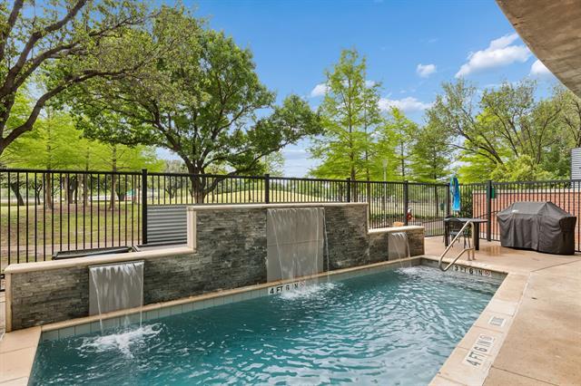 Building Photo - 3110 Thomas Ave