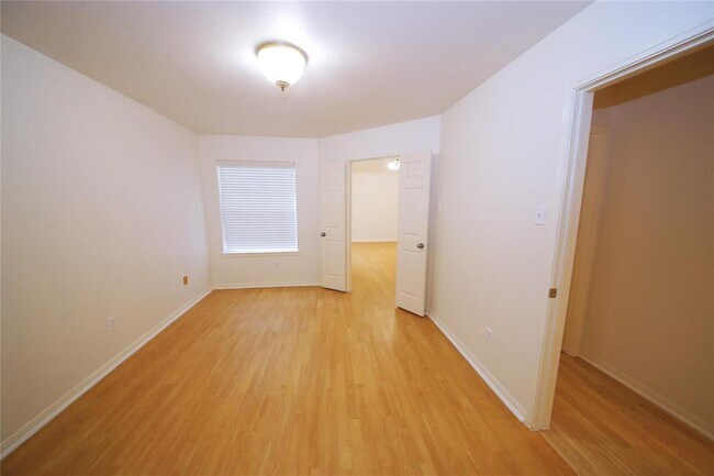 Building Photo - 14814 Forest Trails Dr