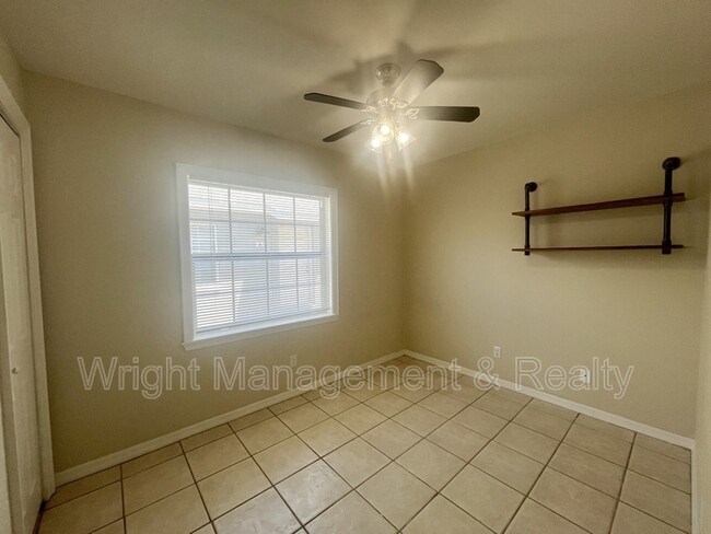 Building Photo - 505 S Westland Ave