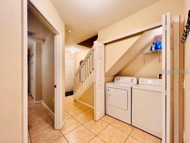 Building Photo - 251 Royal Palm Dr