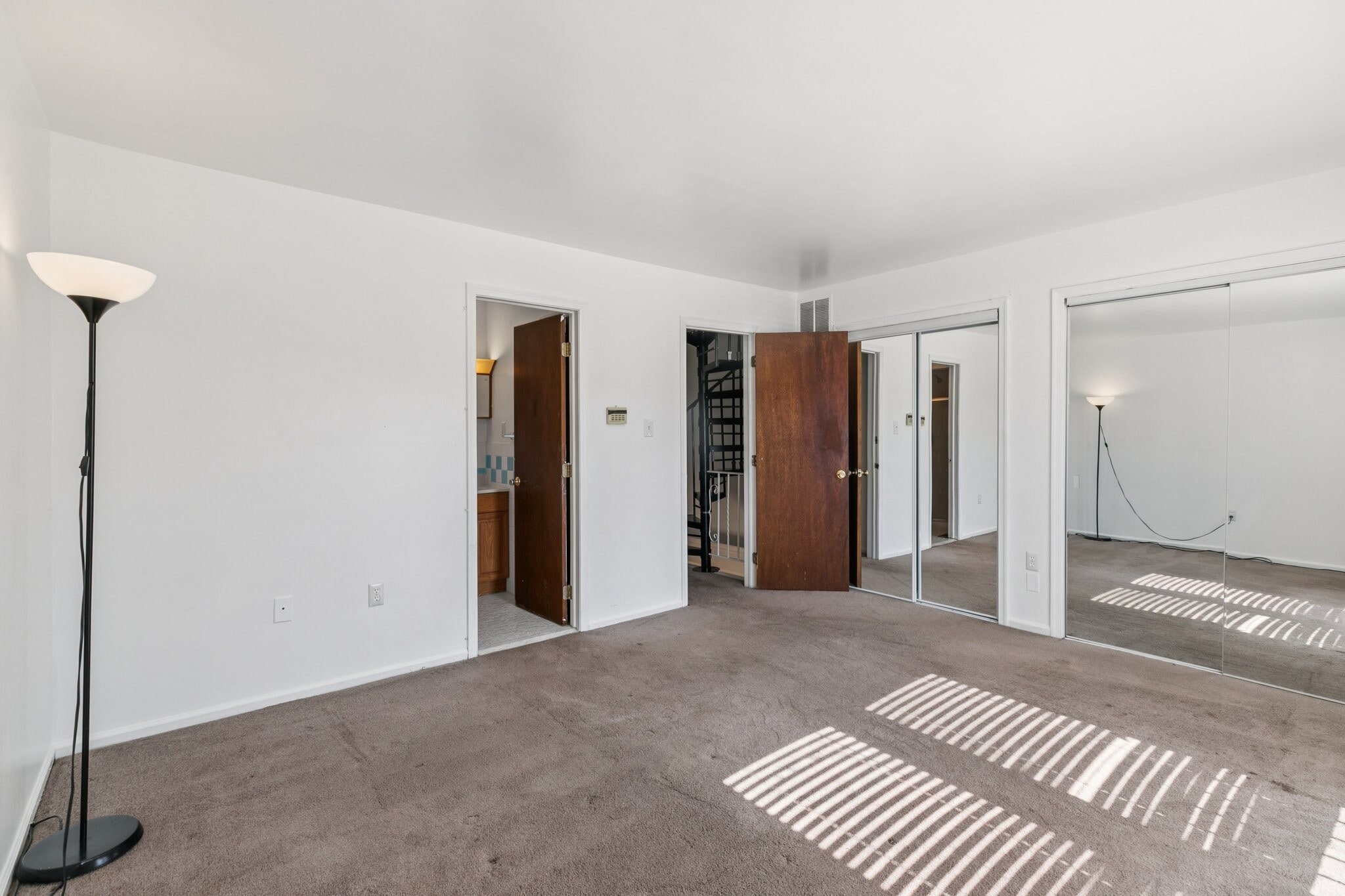 Building Photo - 3379 Frederick St