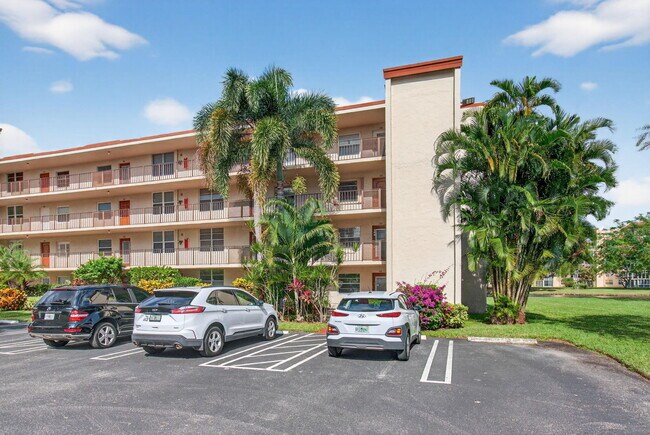 Building Photo - 26 Abbey Ln