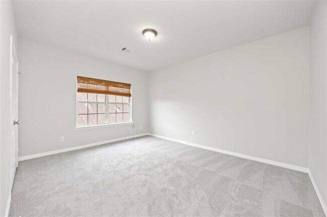 Building Photo - 3450 Talia Wood Ct