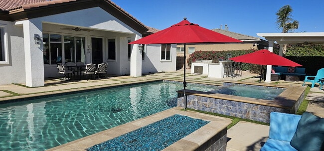 Building Photo - Villa de Gallego - Furnished Rental