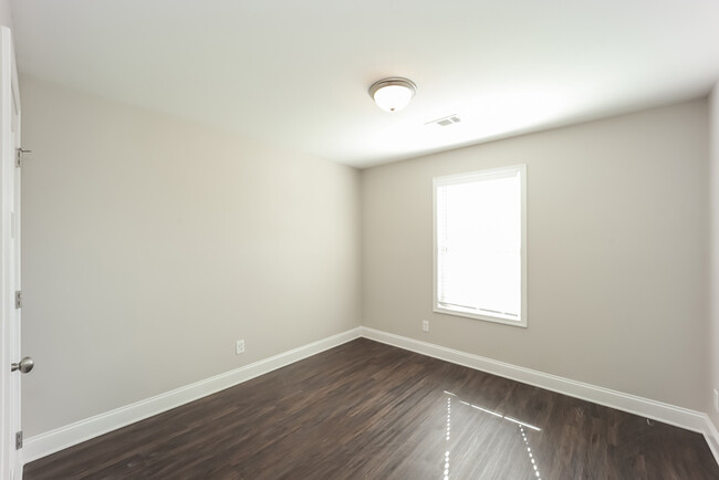 Building Photo - Charming 3 Bedroom Atlanta Home