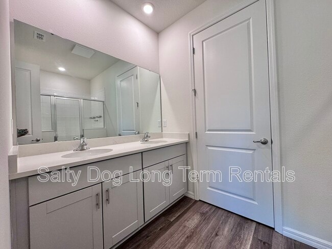 Building Photo - 2697 Kinsale Ln