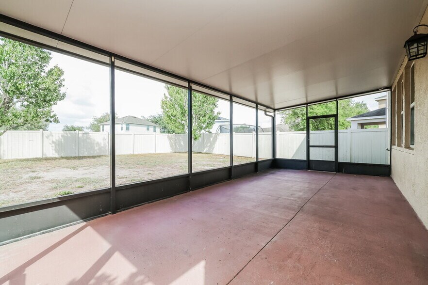 Building Photo - 6139 Trent Creek Dr