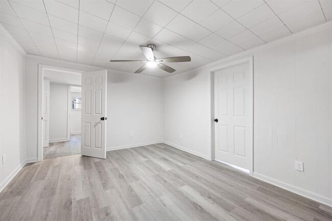 Building Photo - 24 E Iron Belt Rd SE