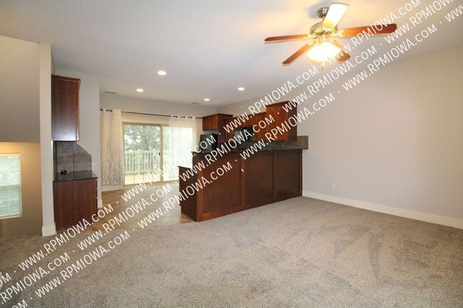 Building Photo - 2 MASTER SUITES!!! 2 Bedrooms, 2.5 Bath To...