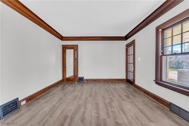 Building Photo - 18751 Monterey Ave