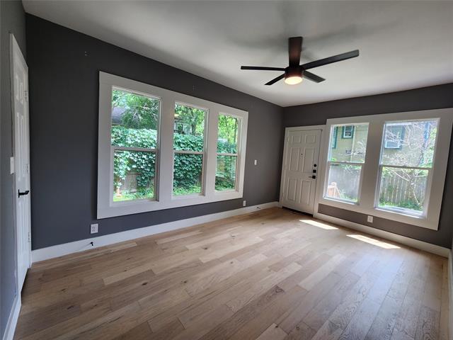 Building Photo - 208 N Waverly Dr