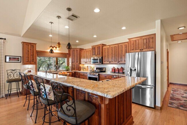 Building Photo - 309 Ridge Oak Dr