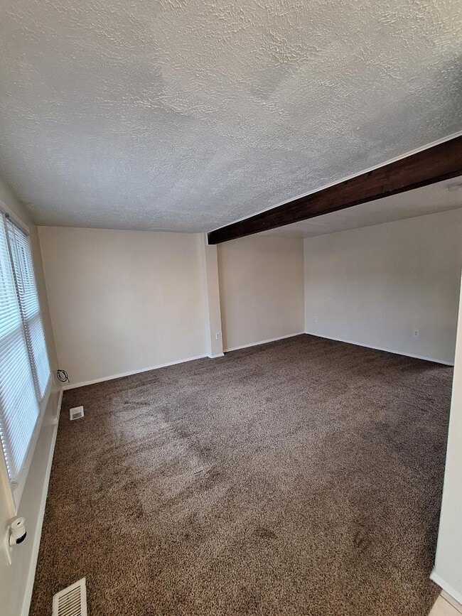 Building Photo - 4332 Thistlewood Terrace