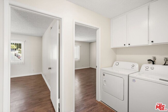 Building Photo - 18002 Coastline Dr