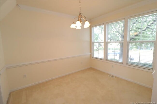 Building Photo - 416 Oak Pine Dr