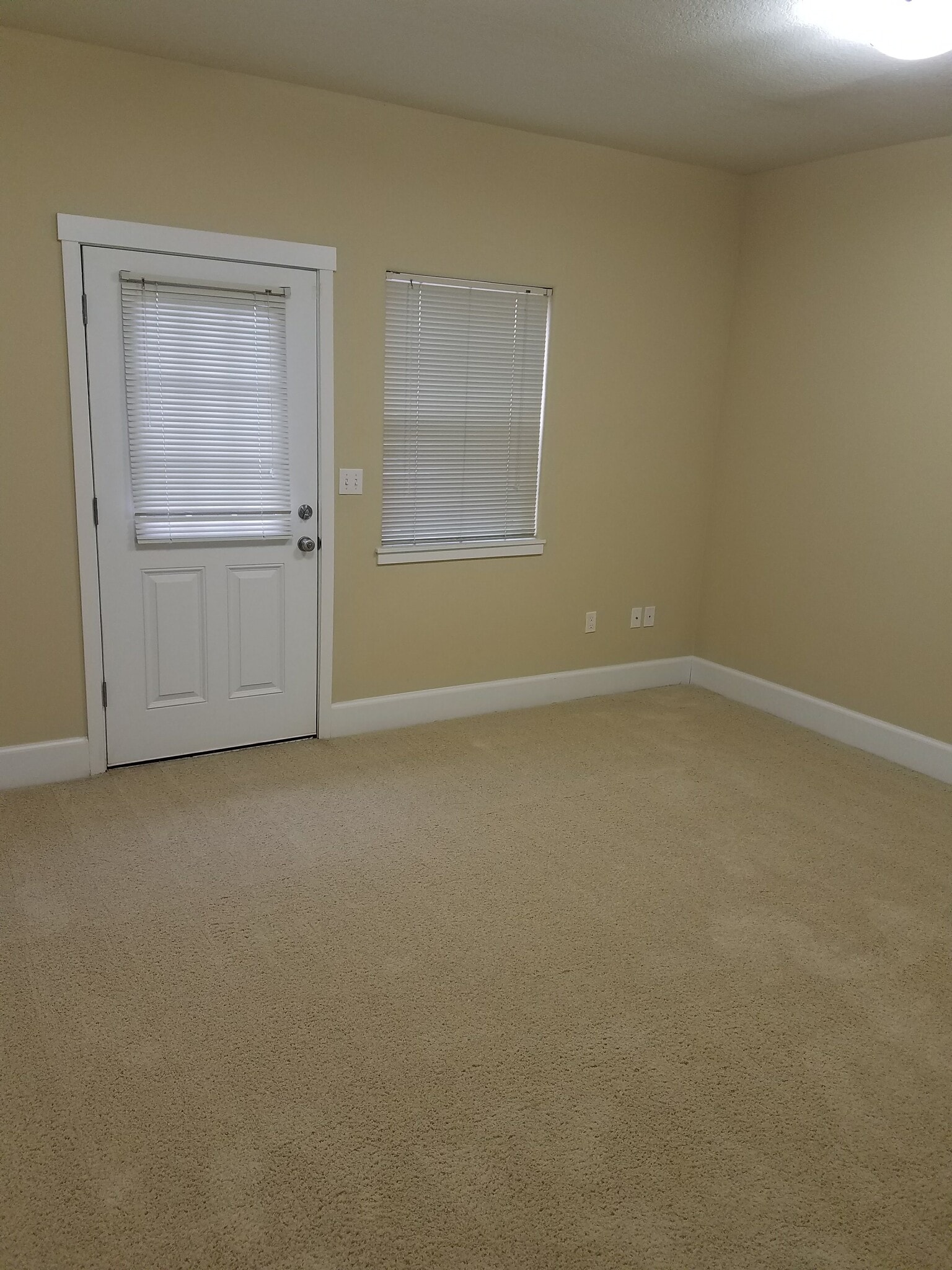 Building Photo - 18465 SW Stepping Stone Dr