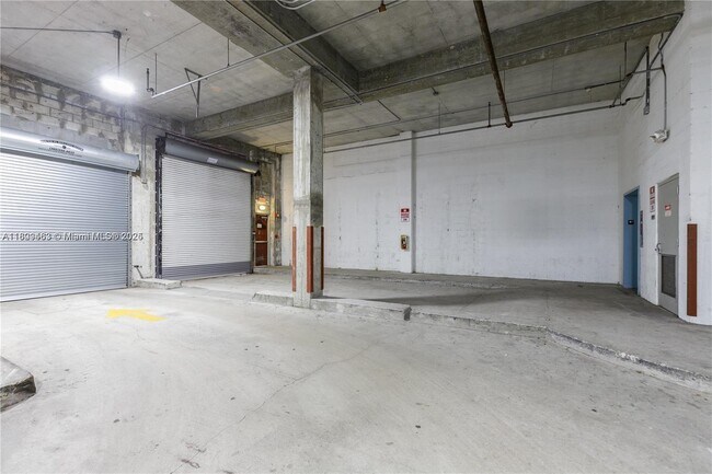 Building Photo - 250 NW 23rd St