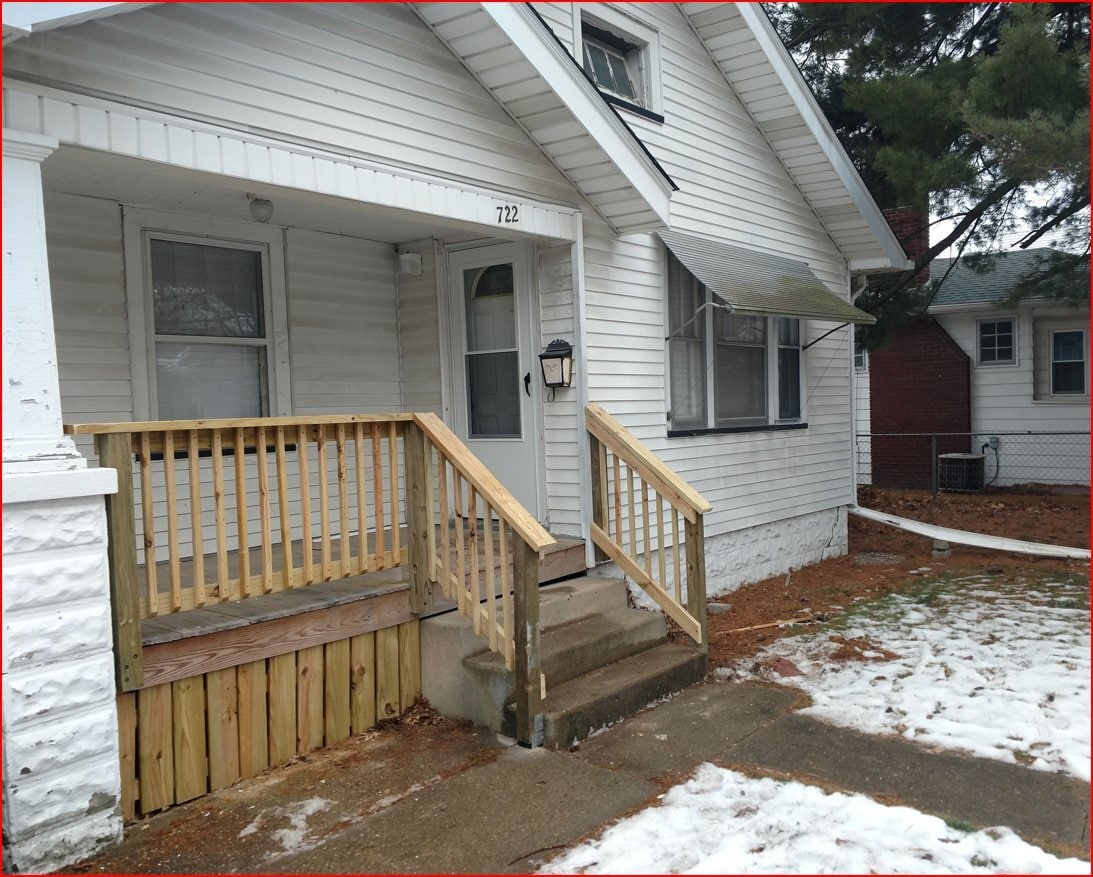 Building Photo - 722 S 16th St