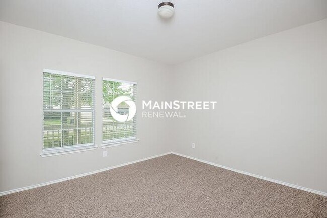 Building Photo - 4 Bedroom Pet-Friendly Home in Burleson, T...