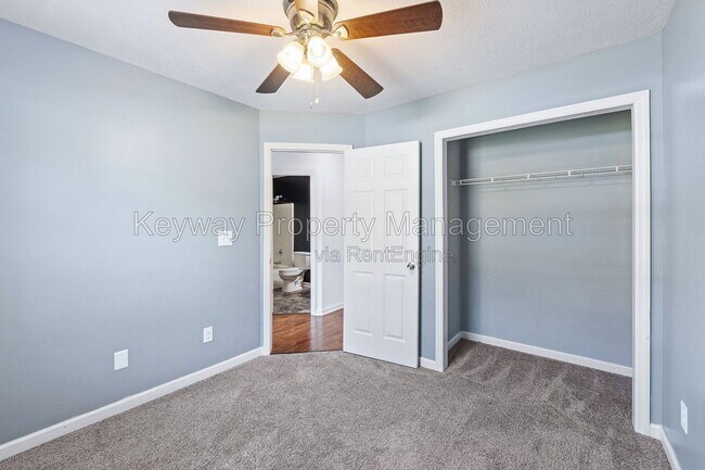 Building Photo - 1904 Lobelia Ln