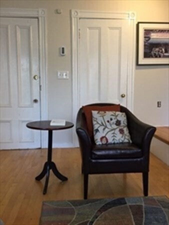 Building Photo - 73 Chandler St