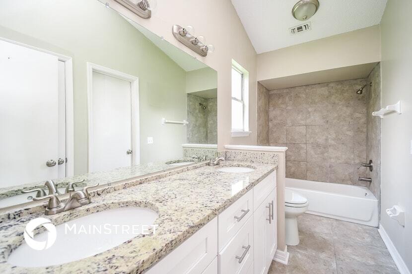 Building Photo - 1844 Hollars Pl