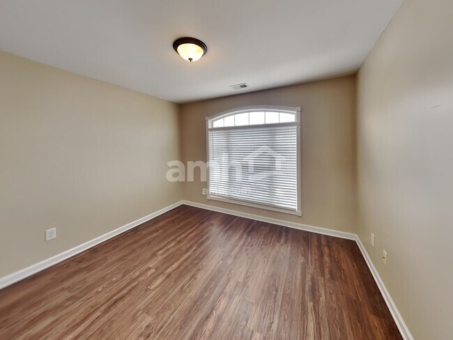 Building Photo - 116 Ruland Cir