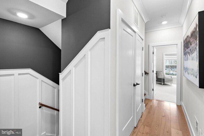 Building Photo - 4422 Fair Lakes Ct