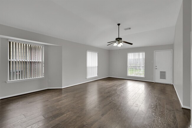 Building Photo - 12411 Westwold Dr