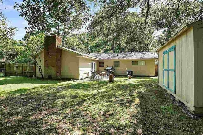 BACK YARD/STORAGE/PATIO - 2558 Crestleigh Mnr