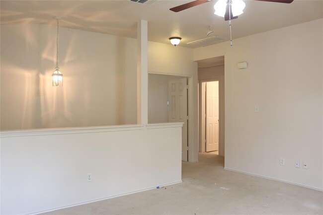 Building Photo - 1615 Plume Grass Pl