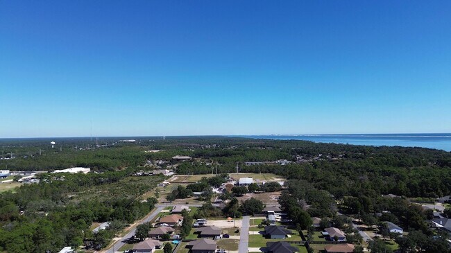 Building Photo - 4819 Whitewood Rd