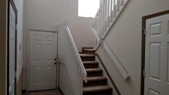 Building Photo - 30105 Mossbank Dr