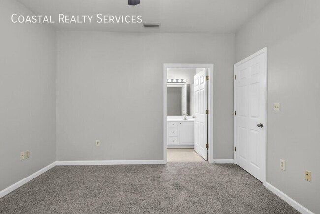 Building Photo - 1367 US-98