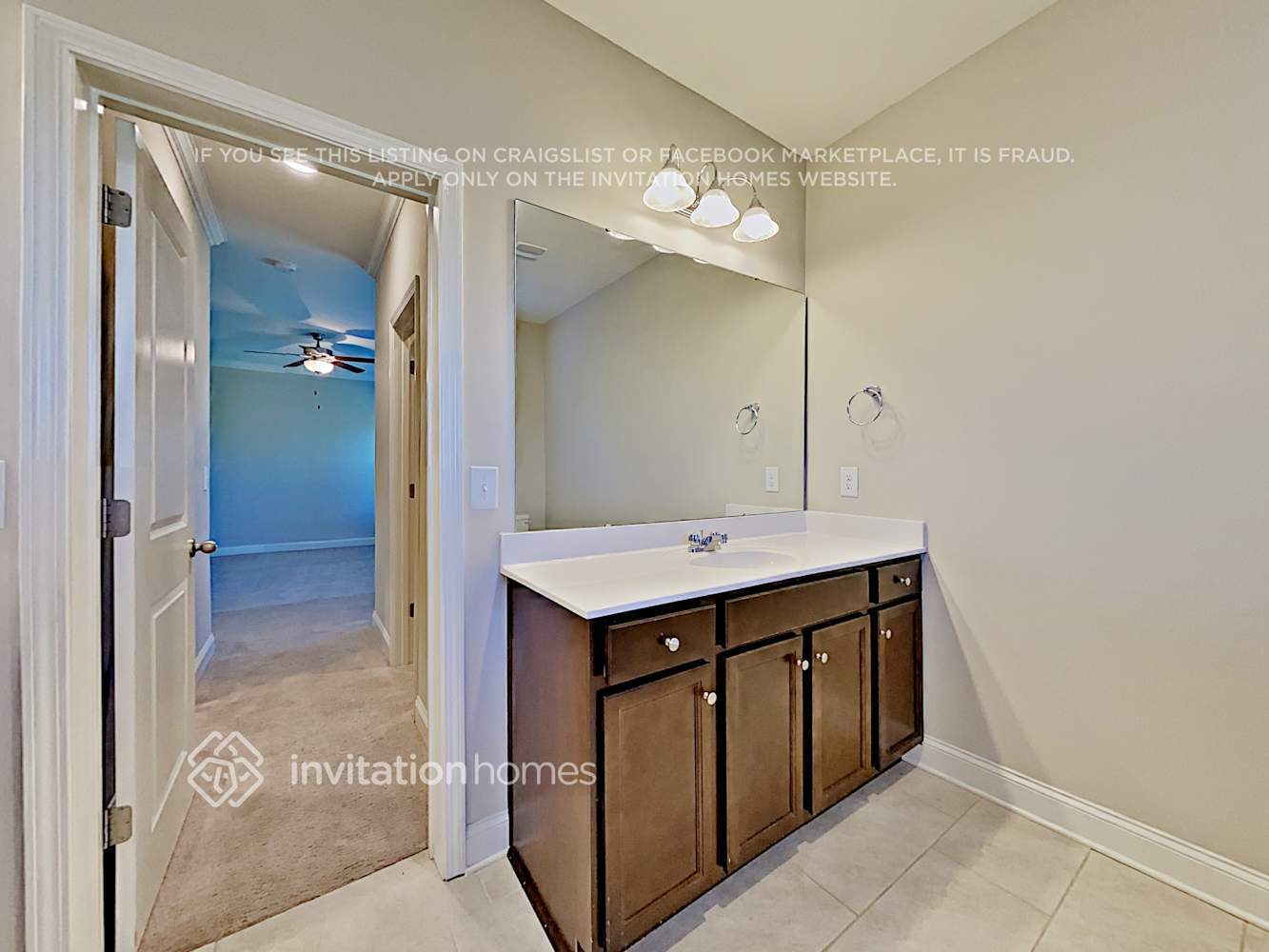 Building Photo - 5399 Roberta Crossing Dr