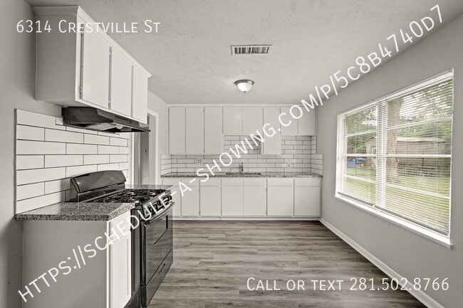 Building Photo - 6314 Crestville St