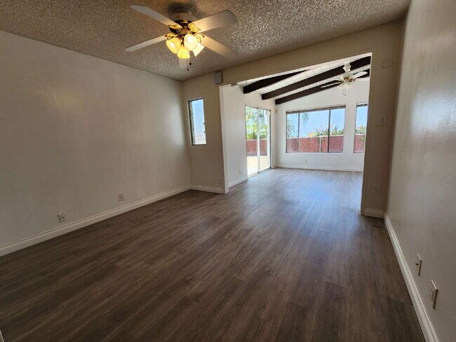 Building Photo - Costa Serena 55+.  3 Bedrooms/2 full baths