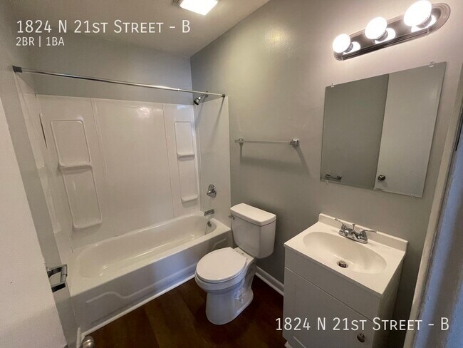 Building Photo - 1824 N 21st St