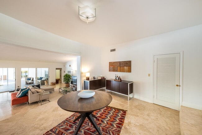 Building Photo - 6205 St