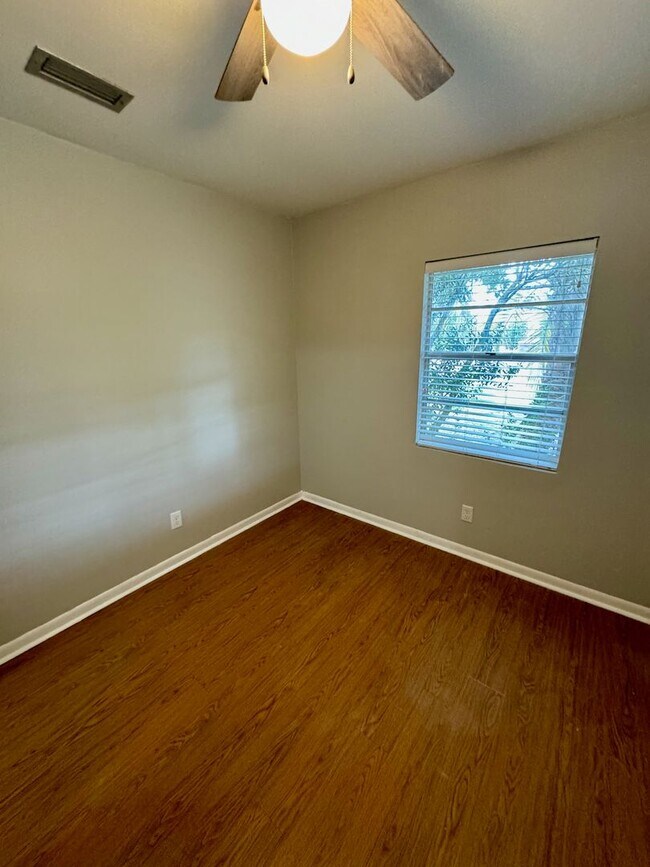 Building Photo - 3 bedroom home with large yard on the west end!