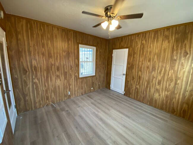 Building Photo - 2 Bedroom Home in San Diego