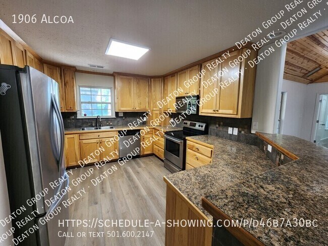 Building Photo - 1906 Alcoa-